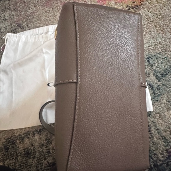 Coach Lana Leather Handbag 23 - Picture 2 of 7